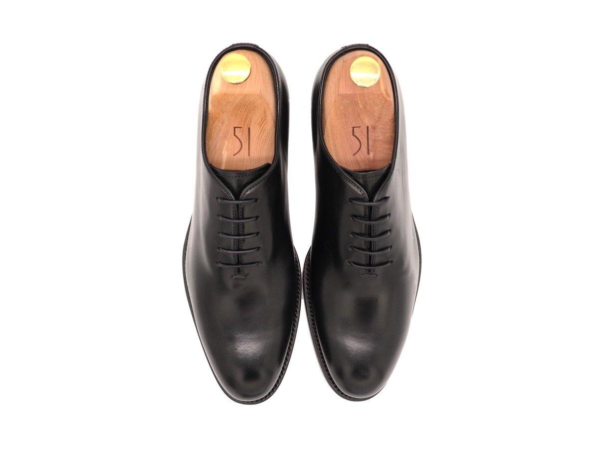 Top View of Mens Black Leather Wholecut Oxford Shoes
